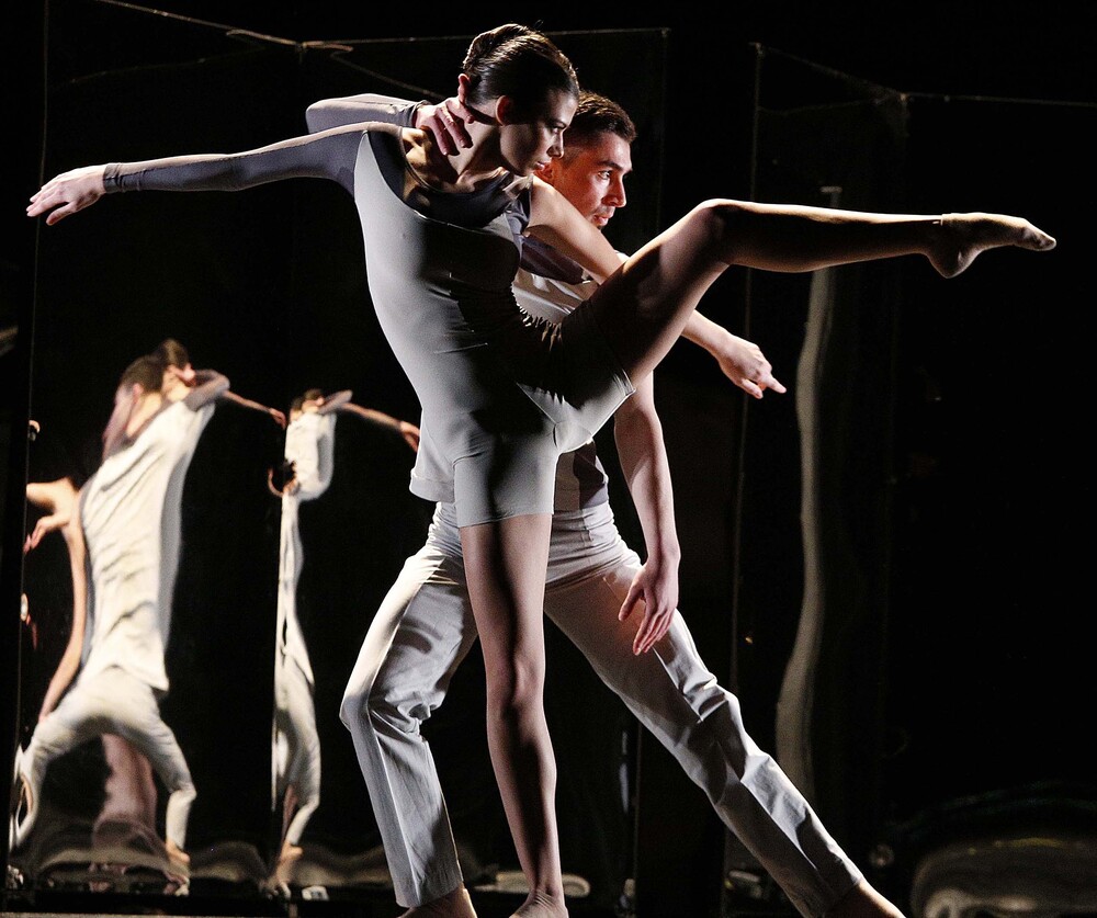 Балет Арабеск - Огледало на времето - спектакъл