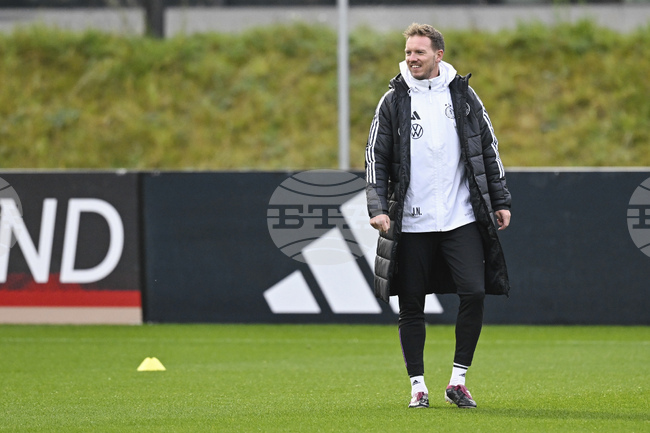 Селекционерът на Германия Юлиан Нагелсман предупреди, че отборът не трябва да бъде въвличан в още един политически дебат за правата на човека в Саудитска Арабия