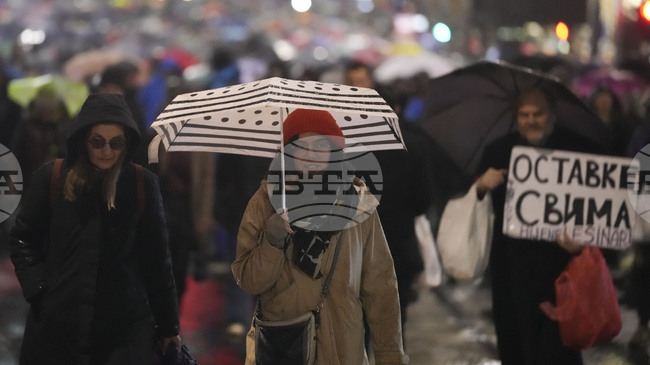 Сръбски студенти протестираха в Нови Сад под лозунга „Отговорността – пътят към справедливостта“.
