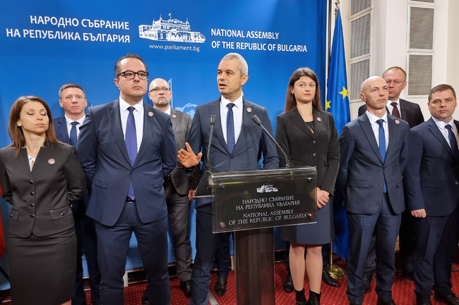 От "Възраждане" са поискали подкрепа от БСП за сезиране на КС за решението на парламента за преговори със САЩ за нова мощност в АЕЦ "Козлодуй"
