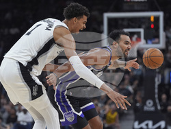 Kings Spurs Basketball
