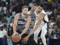 Kings Spurs Basketball