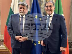 Председателят на Народното събрание Вежди Рашидов разговаря с председателя на Сената на Италианската република Иняцио Ла Руса