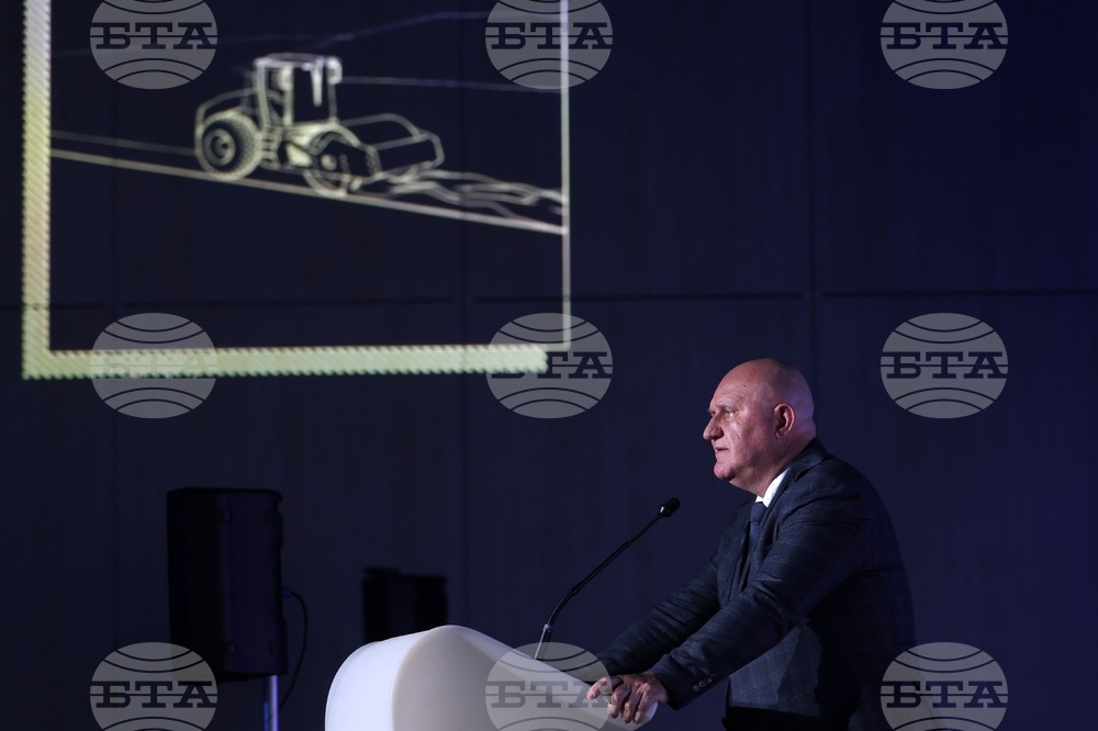 Дискусия - "Намиране и формиране на кадри за бъдещето на строителството: Изграждане на утрешния свят"