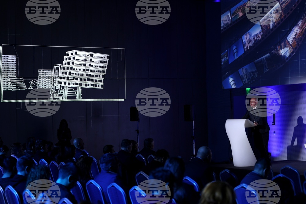 Дискусия - "Намиране и формиране на кадри за бъдещето на строителството: Изграждане на утрешния свят"