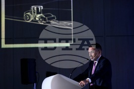 Дискусия - "Намиране и формиране на кадри за бъдещето на строителството: Изграждане на утрешния свят"