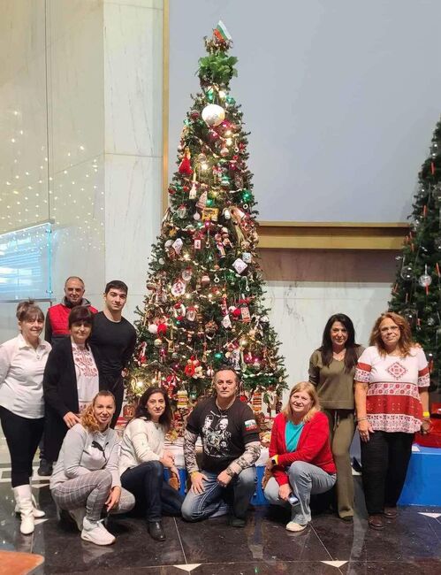 Българска елха бе украсена в Музея на науката и индустрията в Чикаго