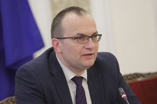 Щом индексацията на цените на мобилните услуги е в общите условия на договора, потребителите не могат да се откажат без неустойки