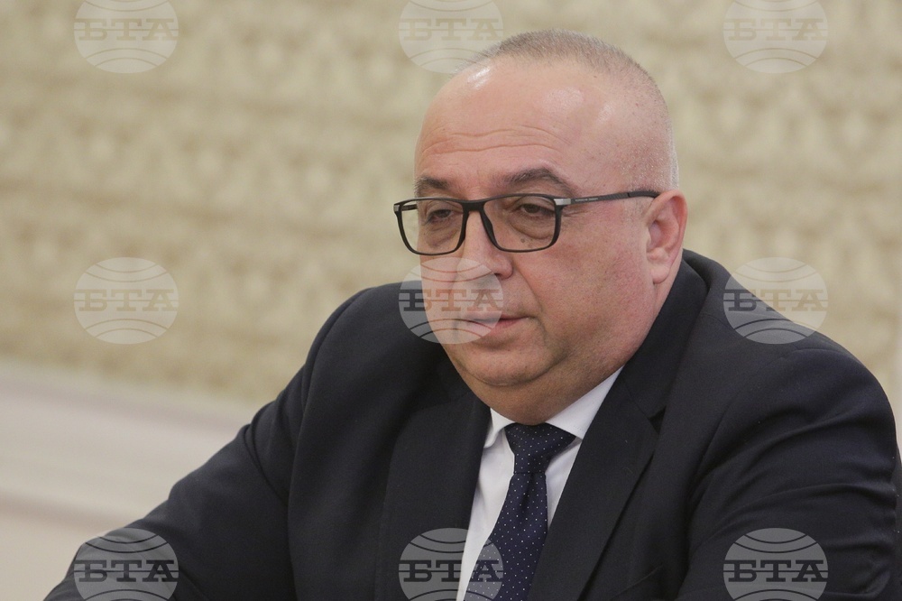 Поздравителен адрес от Иван Димитров, председател на Комисията за регулиране на съобщенията до генералния директор на БТА г-н Кирил Вълчев по случай преизбирането му за нов петгодишен мандат начело на Агенцията