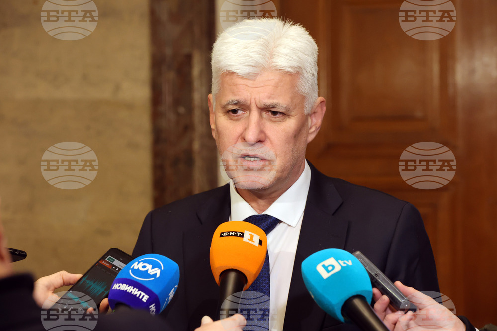 Парламент - Комисия по отбрана