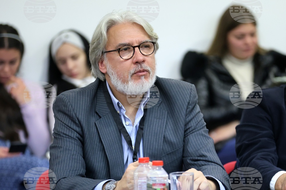 УНСС - „Свободата на словото на медиите в България” - Дискусионен панел 1: „Медиите - свобода на словото и етични принципи на