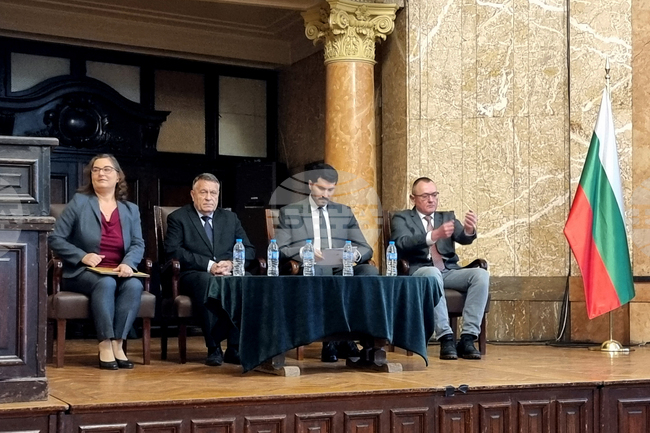 Насърчаването на толерантността и опитът на Обединените арабски емирства в тази област обсъдиха експерти и посланици на форум в София