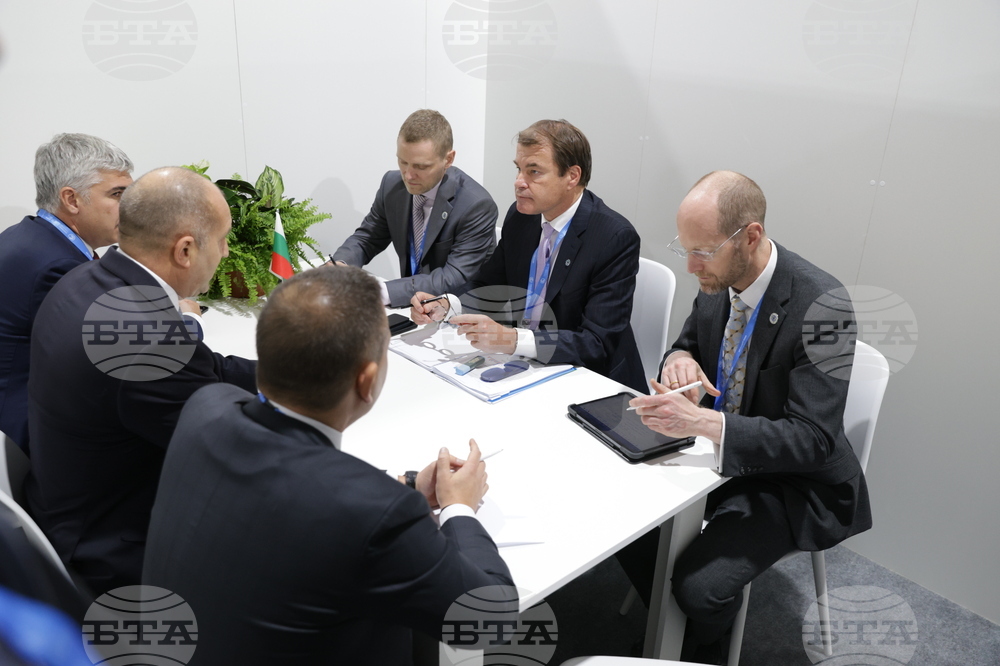 Азербайджан - Румен Радев - Юрген Ригтеринк