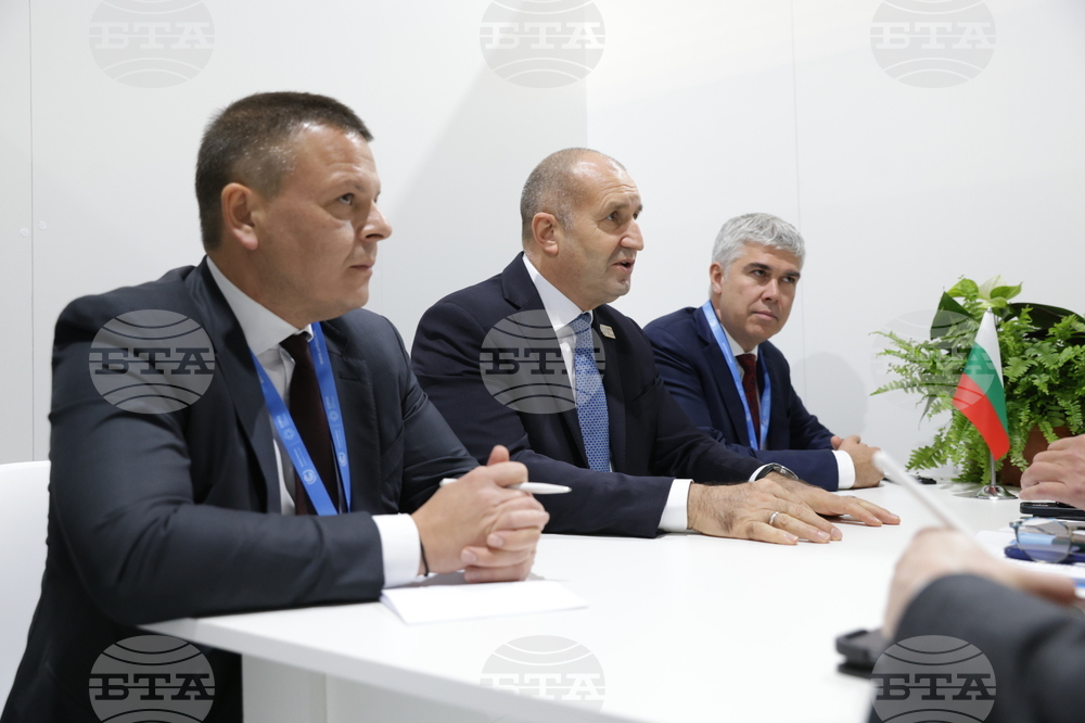 Азербайджан - Румен Радев - Юрген Ригтеринк