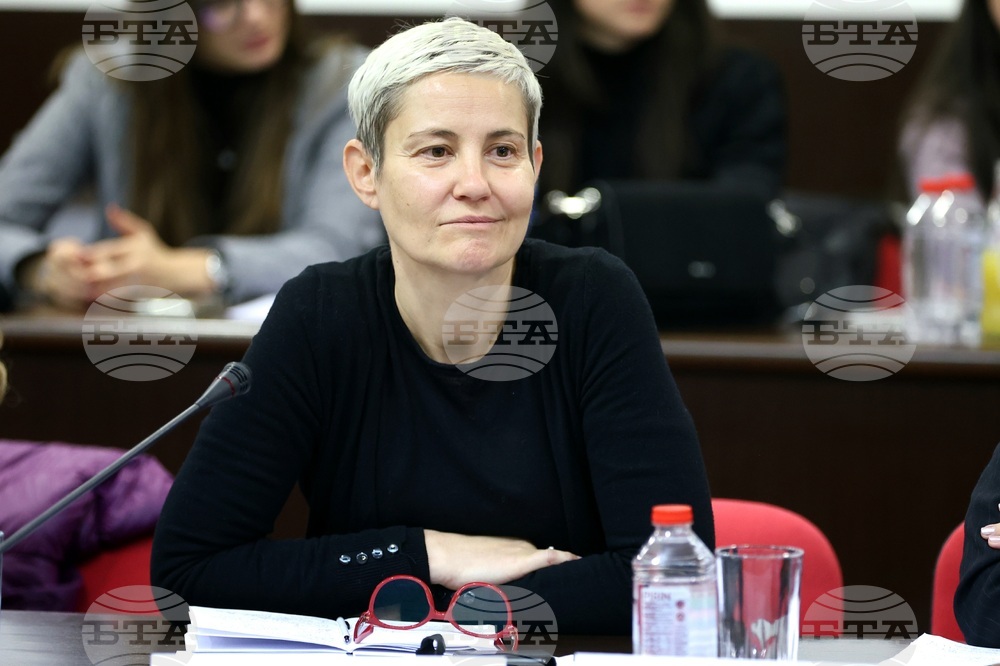 УНСС - „Свободата на словото на медиите в България” - Дискусионен панел 2: „Предизборни кампании: проблеми и възможности. Отношенията власт - журналистика”