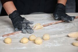 Бургас - Етнографски музей - унгарска кухня и традиции