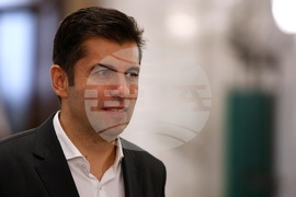 Парламент - ПП-ДБ - ИТН - среща - Кирил Петков