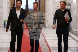 Парламент - ПП-ДБ - ИТН - среща