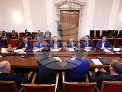 Парламент - ПП-ДБ - АПС - среща