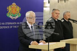 Министерство на отбраната - катастрофата с боен самолет - резултати - представяне