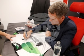 Майкъл Оуен - фенове - среща