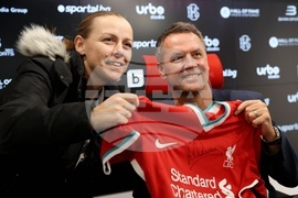 Майкъл Оуен - фенове - среща