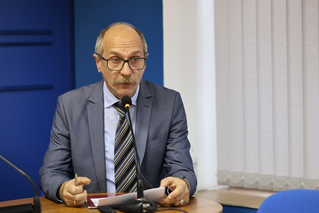 Университетът по хранителни технологии в Пловдив преминава през дигитална трансформация, каза деканът на Техническия факултет доц. Борислав Миленков