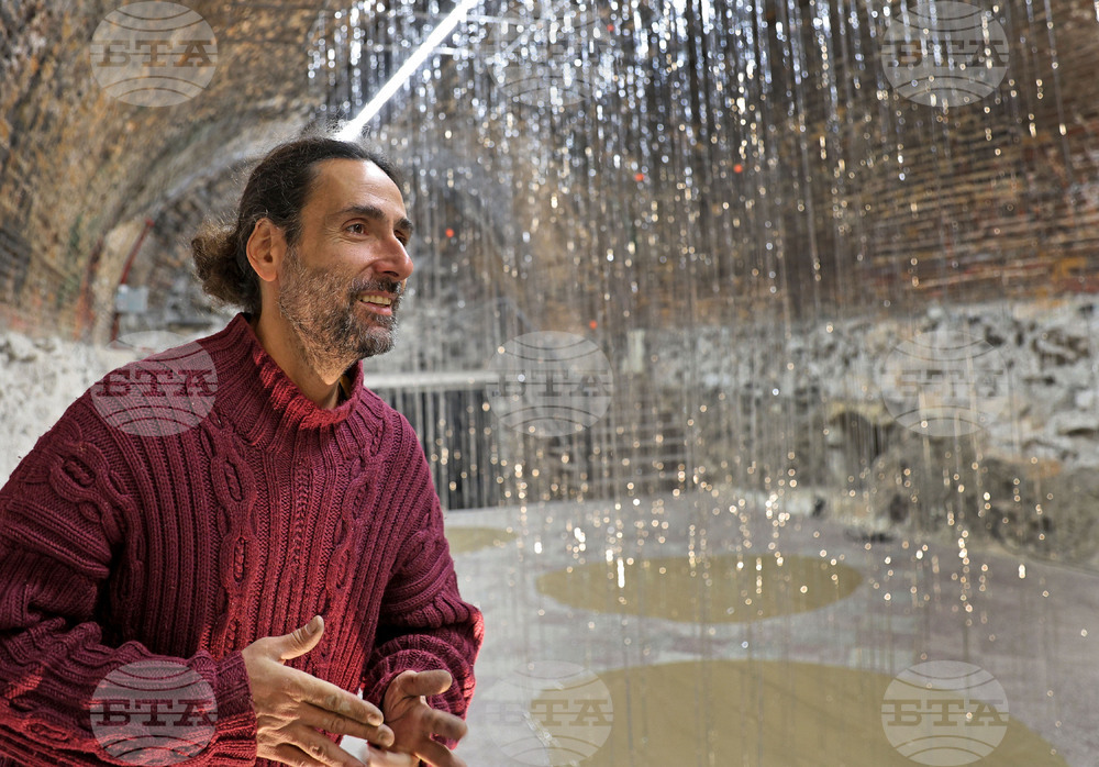 Варна - Юлиан Табаков - „Виждам те“ - изложба