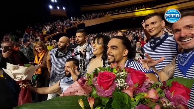 Кичка Бодурова към публиката: Искам да прегърна всеки един от вас