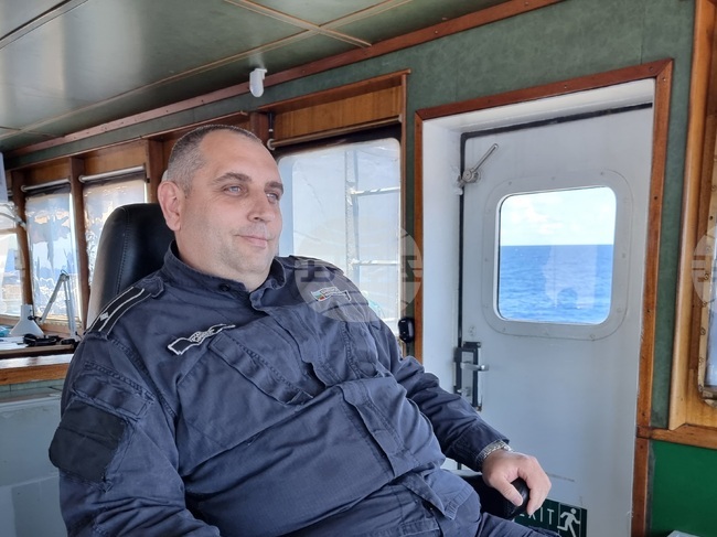 Day 30 - Bulgarian navy research ship bound for Antarctica - NAVAL RSV 421 Navigator, Lieutenant Commander Hristo Hristov: Crossing the Drake Passage Will Be the Greatest Test