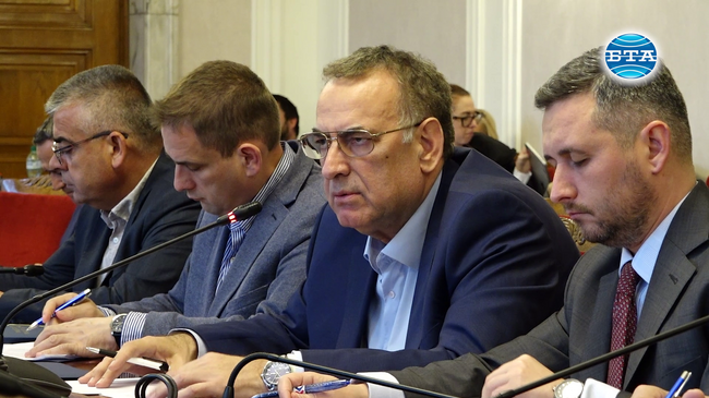 От „Алианс за права и свободи“ настояха декларацията за „санитарен кордон“ около „ДПС-Ново начало" на ПП-ДБ да бъде приведена в действие