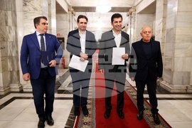 Парламент - ПП-ДБ - изявления