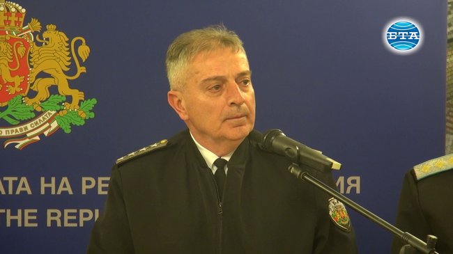 Десетилетия недофинансиране в системата на отбраната водят до рискове от допускане на инциденти, заяви адмирал Емил Ефтимов