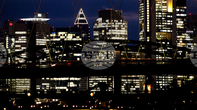 Доверието в германската икономика за 2026 г. се подобрява, но остава ограничено, показва проучване