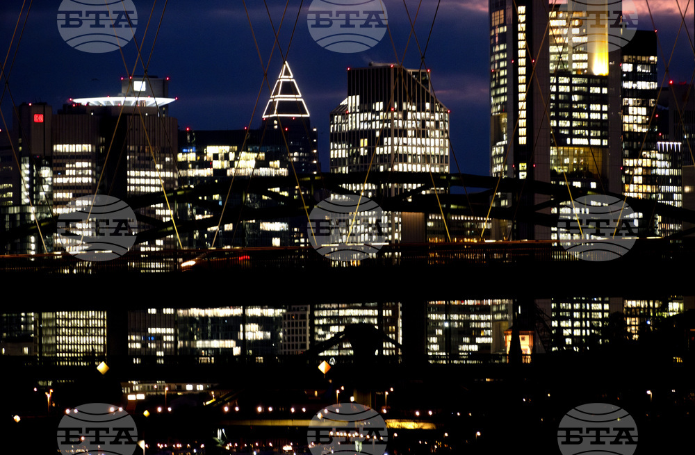 Доверието в германската икономика за 2026 г. се подобрява, но остава ограничено, показва проучване