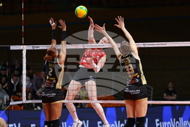 Пловдив - волейбол - Марица (Пловдив) - Антонио Караро Имоко (Конеляно) - жени