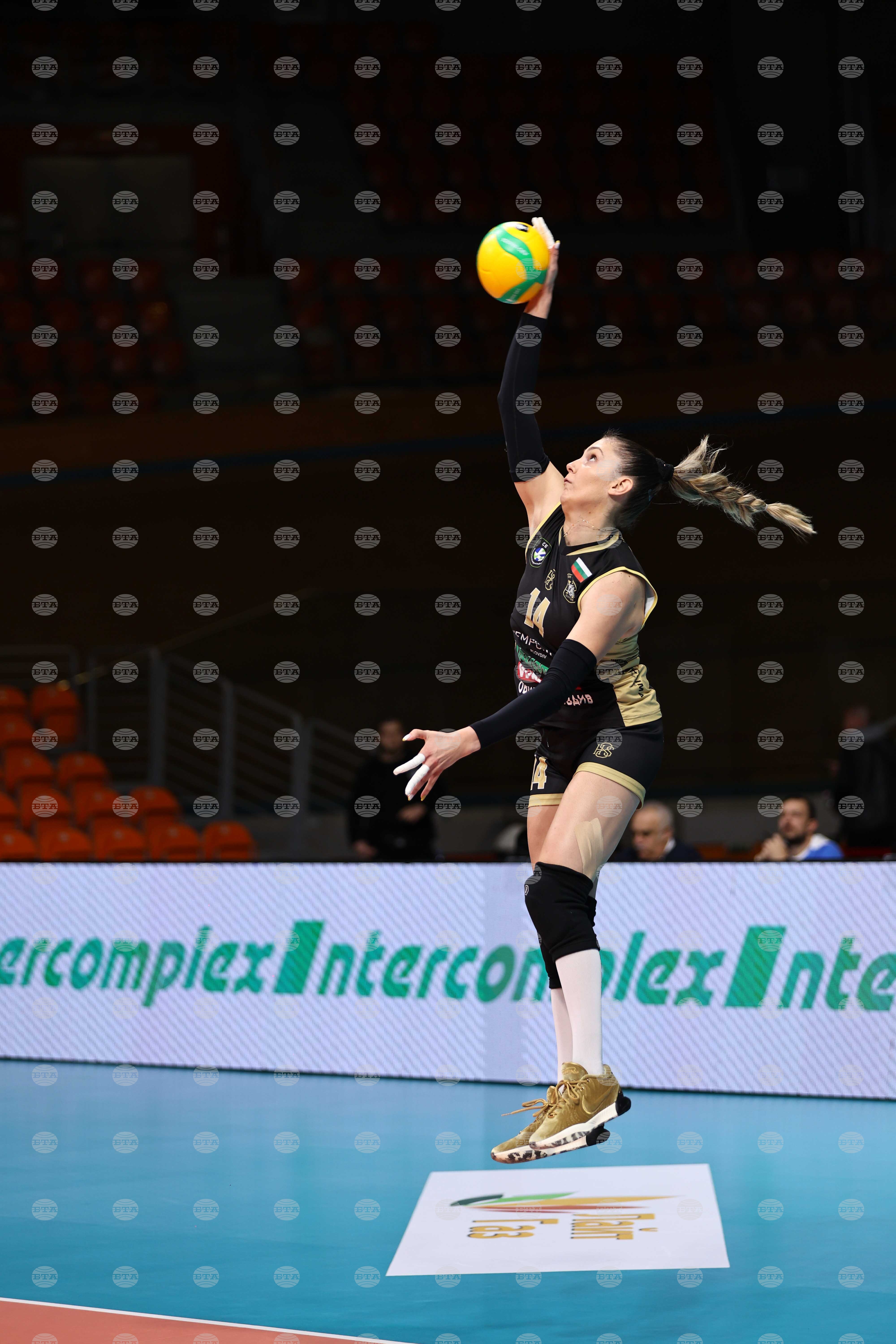 Пловдив - волейбол - Марица (Пловдив) - Антонио Караро Имоко (Конеляно) - жени