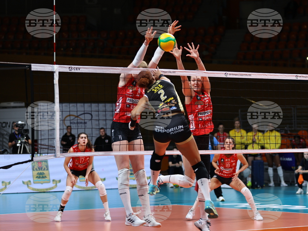 Пловдив - волейбол - Марица (Пловдив) - Антонио Караро Имоко (Конеляно) - жени