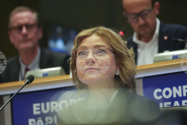 Еврокомисар Хена Виркунен в ЕП в Страсбург: Наблюдаваме незаконни манипулациии на социалните мрежи