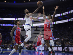 Knicks 76ers Basketball