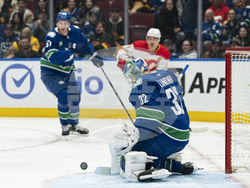 Flames Canucks Hockey