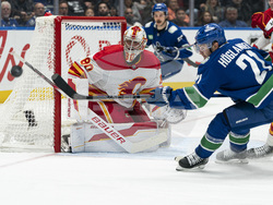 Flames Canucks Hockey