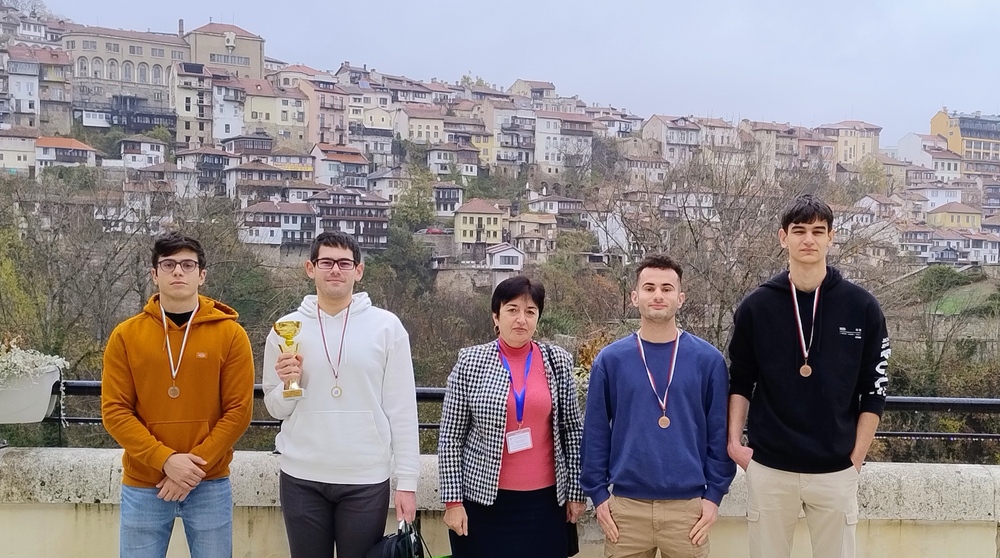 Студенти от Техническия университет във Варна се завърнаха с медали от Националната олимпиада по компютърна математика