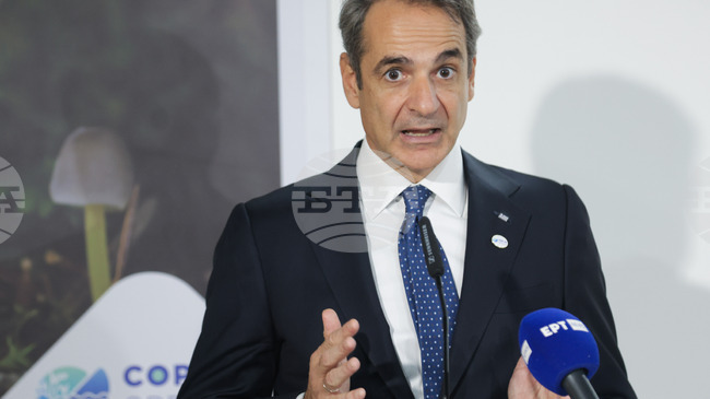 Венецуела се нуждае от демократично правителство, не е времето да се коментира законността на последните действия, заяви гръцкият премиер