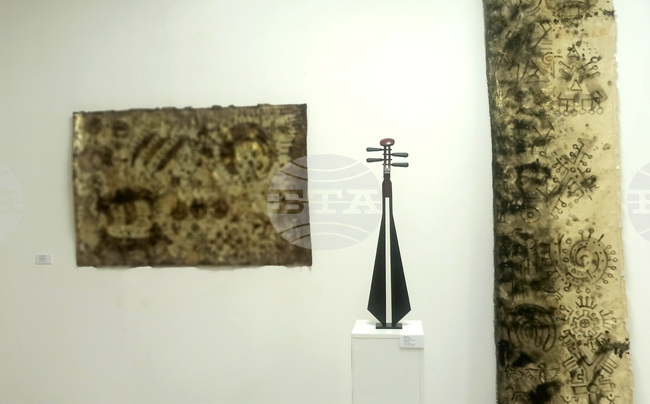 "Bulgaria. Innovations And Traditions" Exhibition Opens in Shumen