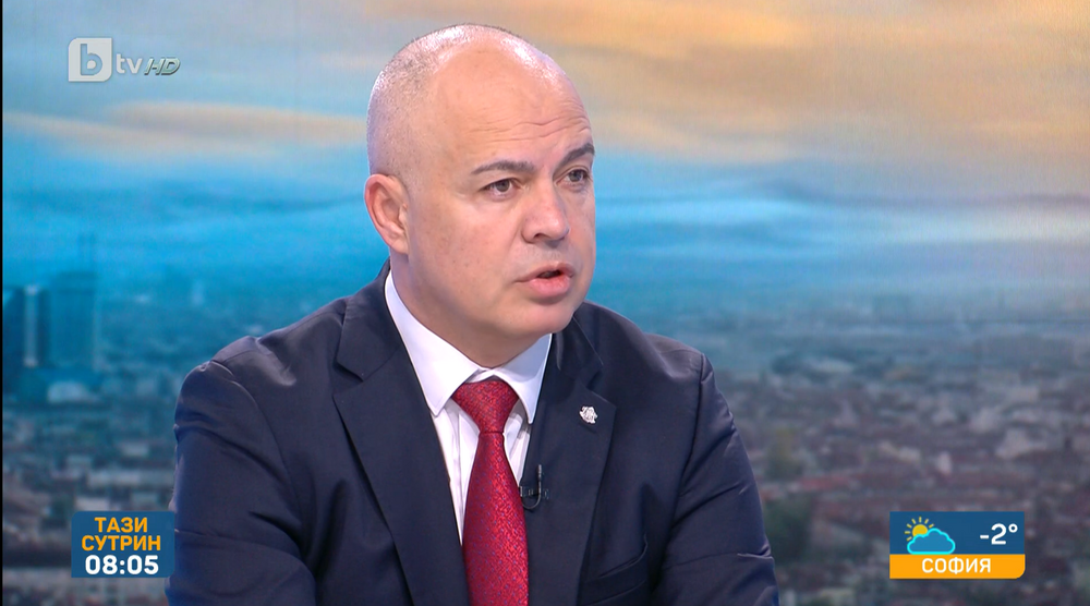 Георги Свиленски: Кога за последен път Радев, Йотова и Маринов се срещнаха със социалисти, че да говорят от тяхно име