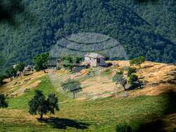 Слави Панайотов описва 50 забравени места в България в нова книга. Снимка: екип