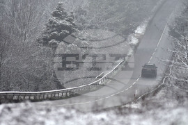 Село Голям Поровец - зима - първи сняг