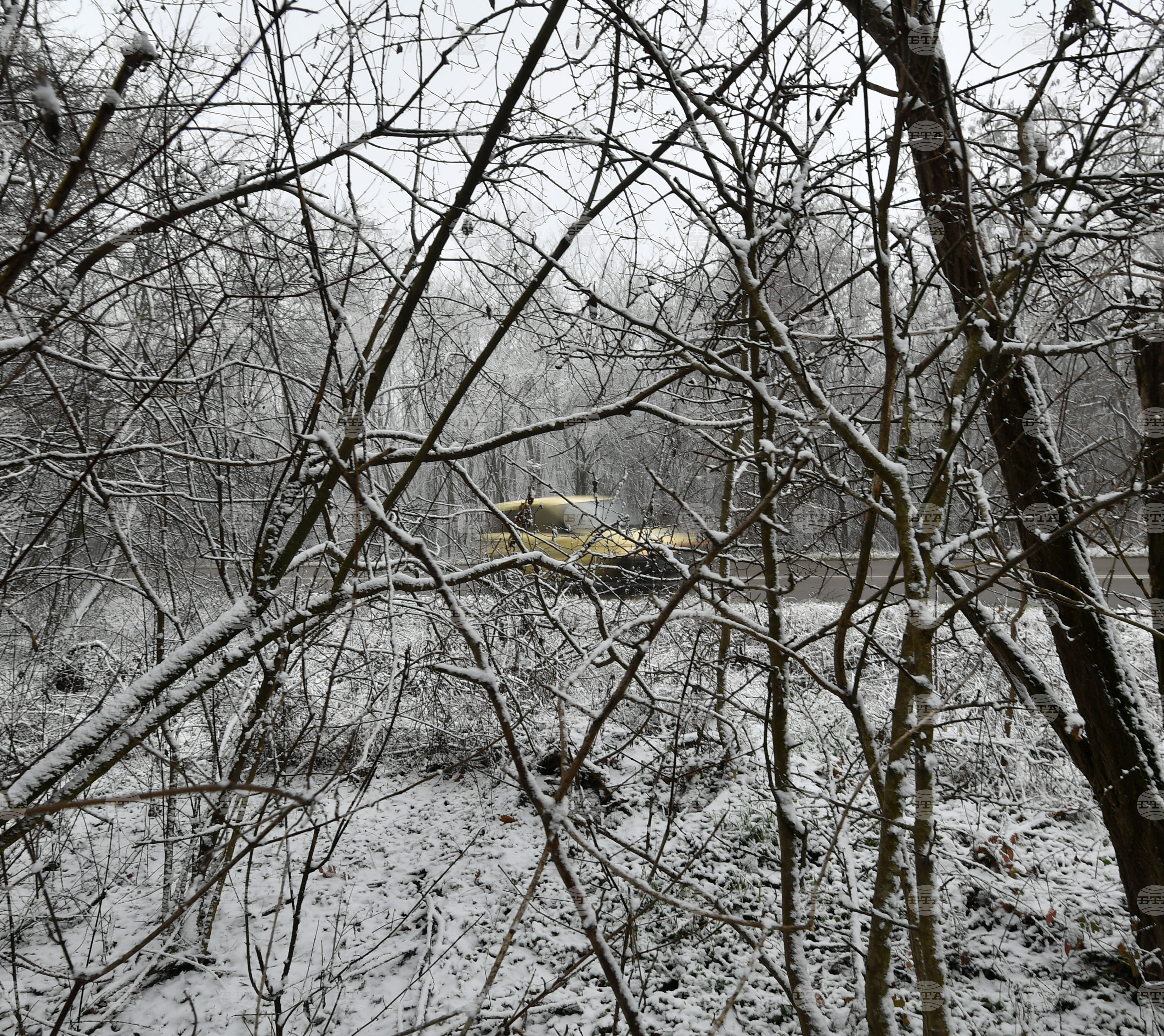 Село Голям Поровец - зима - първи сняг