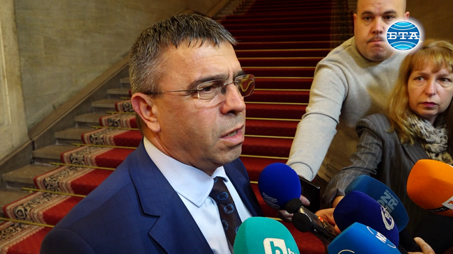 Най-вероятно става въпрос за нещастен инцидент, заяви вътрешният министър за случая с намереното мъртво момиченце в Петрич